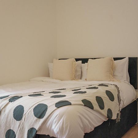 Citycharmms- Entire Home Near Etihad Stadium Manchester Bagian luar foto
