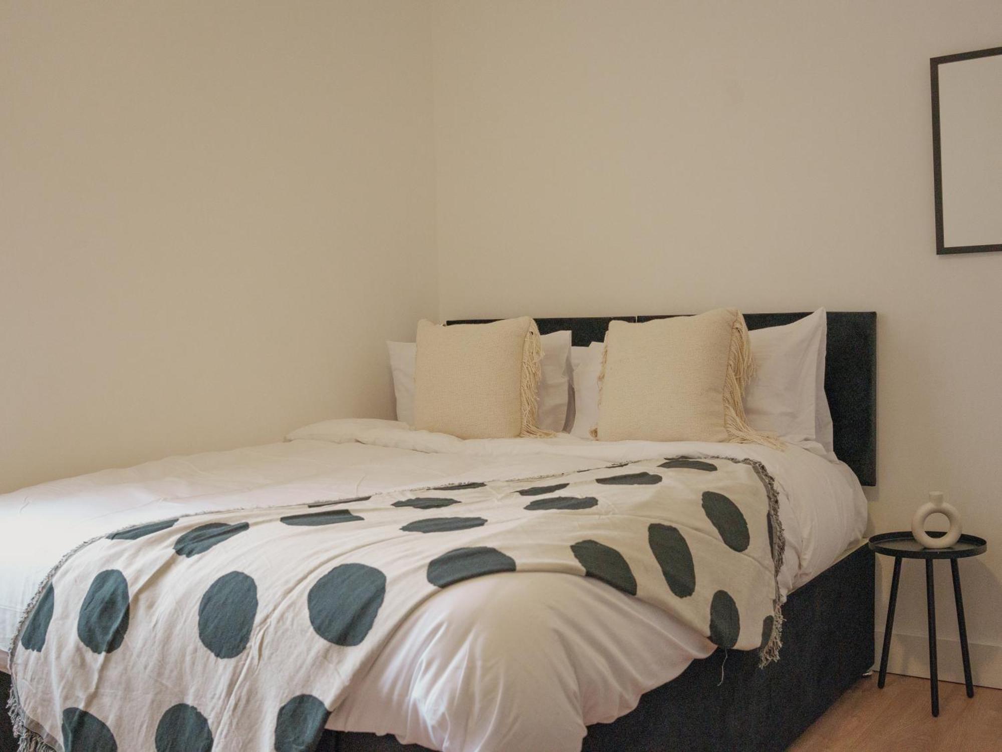 Citycharmms- Entire Home Near Etihad Stadium Manchester Bagian luar foto
