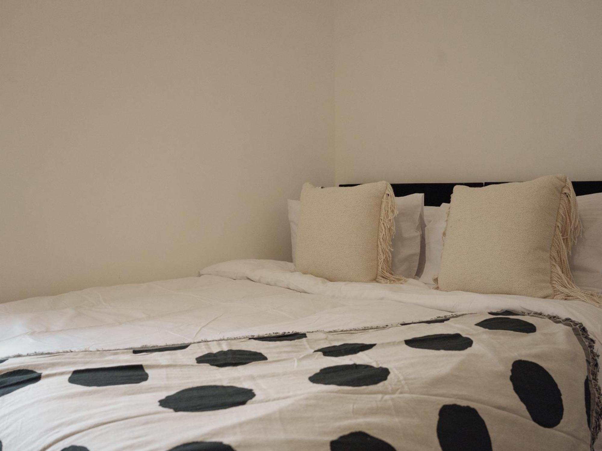 Citycharmms- Entire Home Near Etihad Stadium Manchester Bagian luar foto