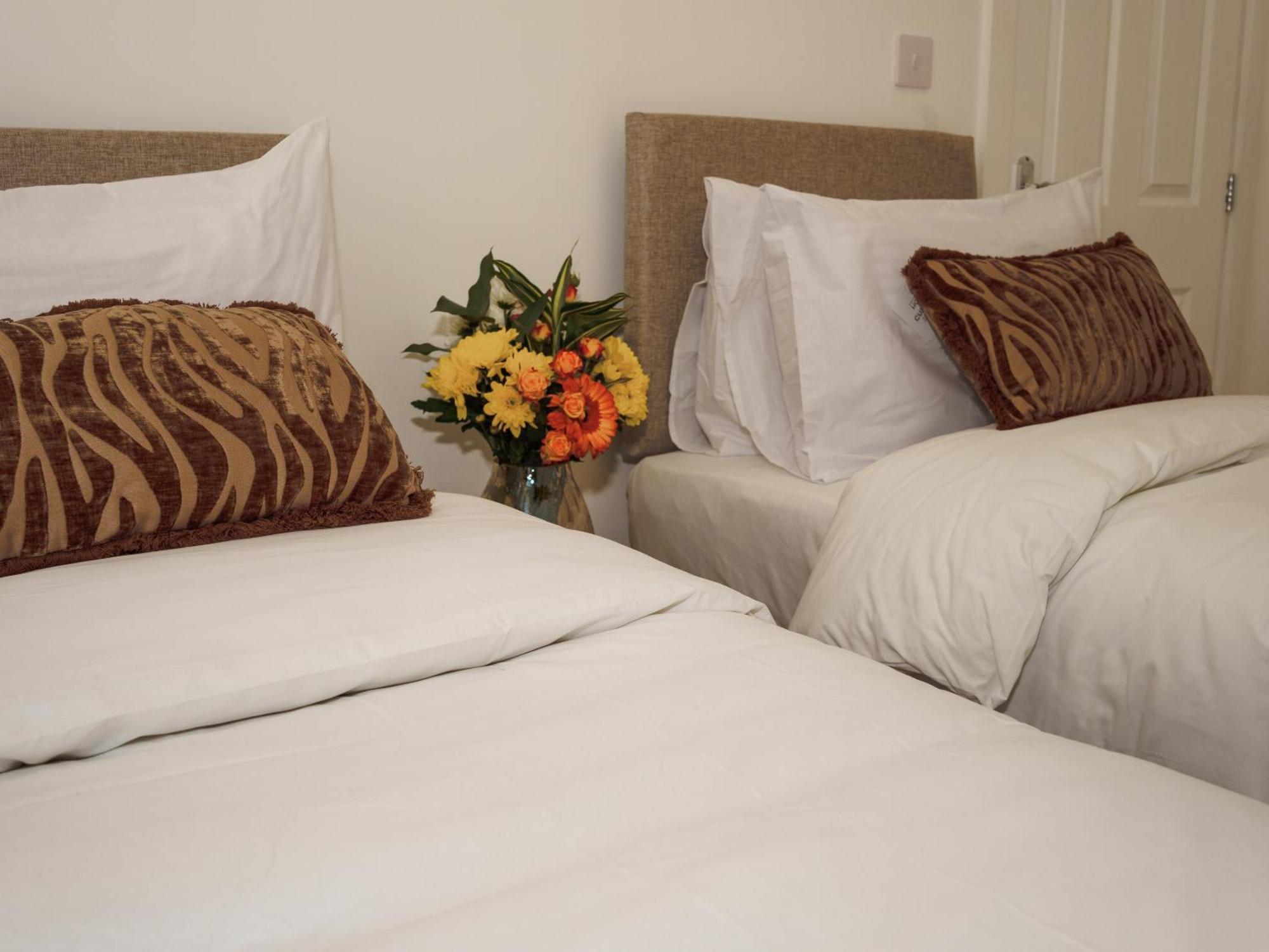 Citycharmms- Entire Home Near Etihad Stadium Manchester Bagian luar foto