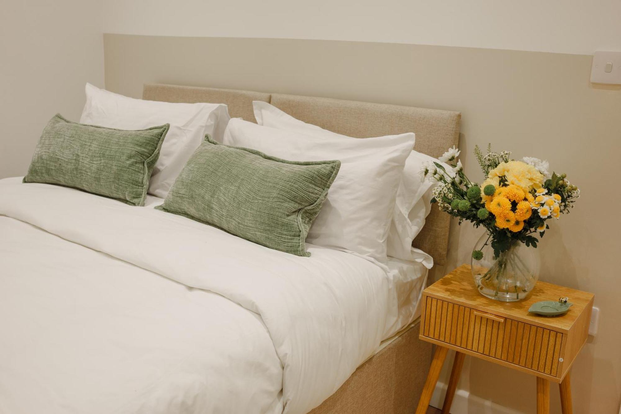 Citycharmms- Entire Home Near Etihad Stadium Manchester Bagian luar foto